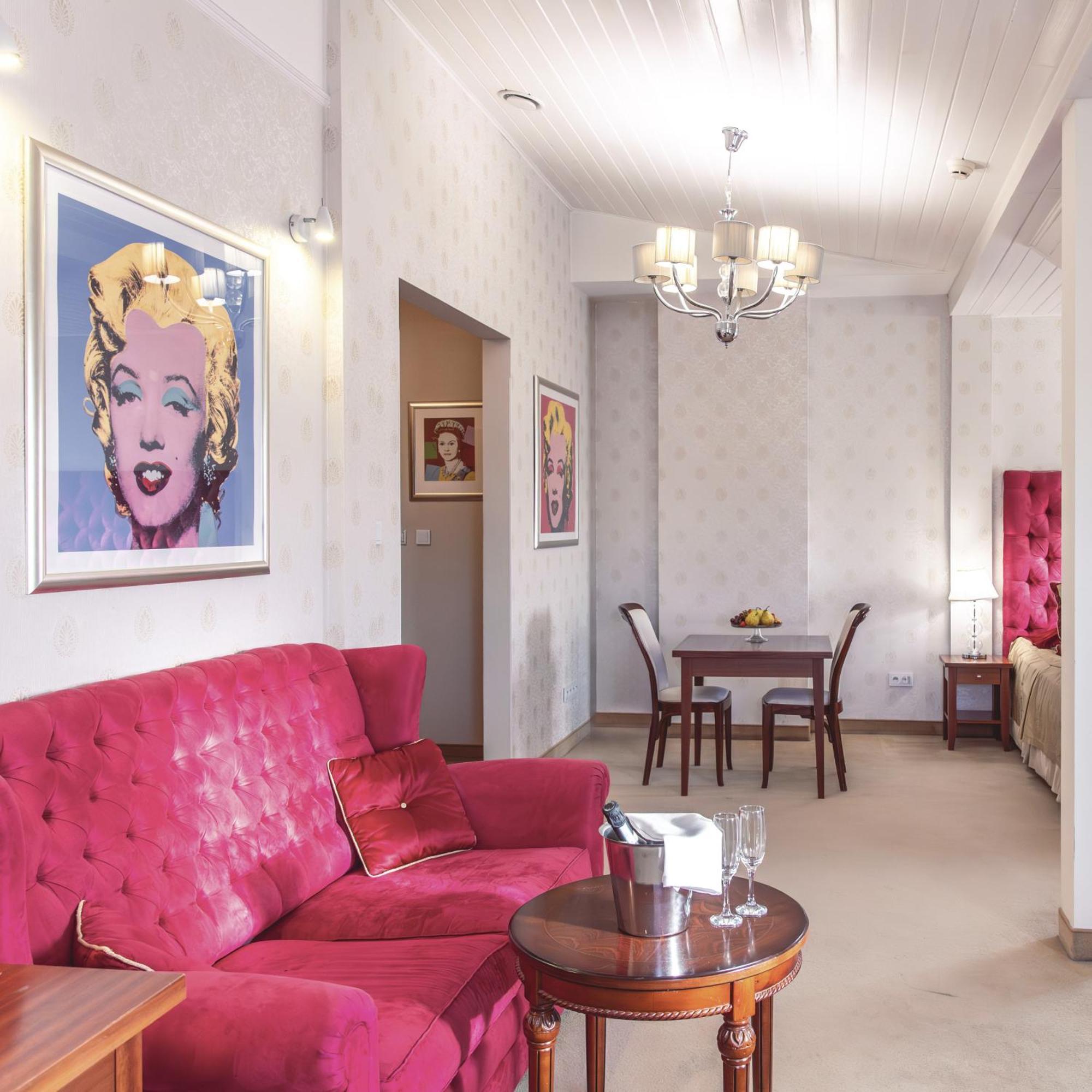 Hotel Skala Бяла-Подляска Экстерьер фото
