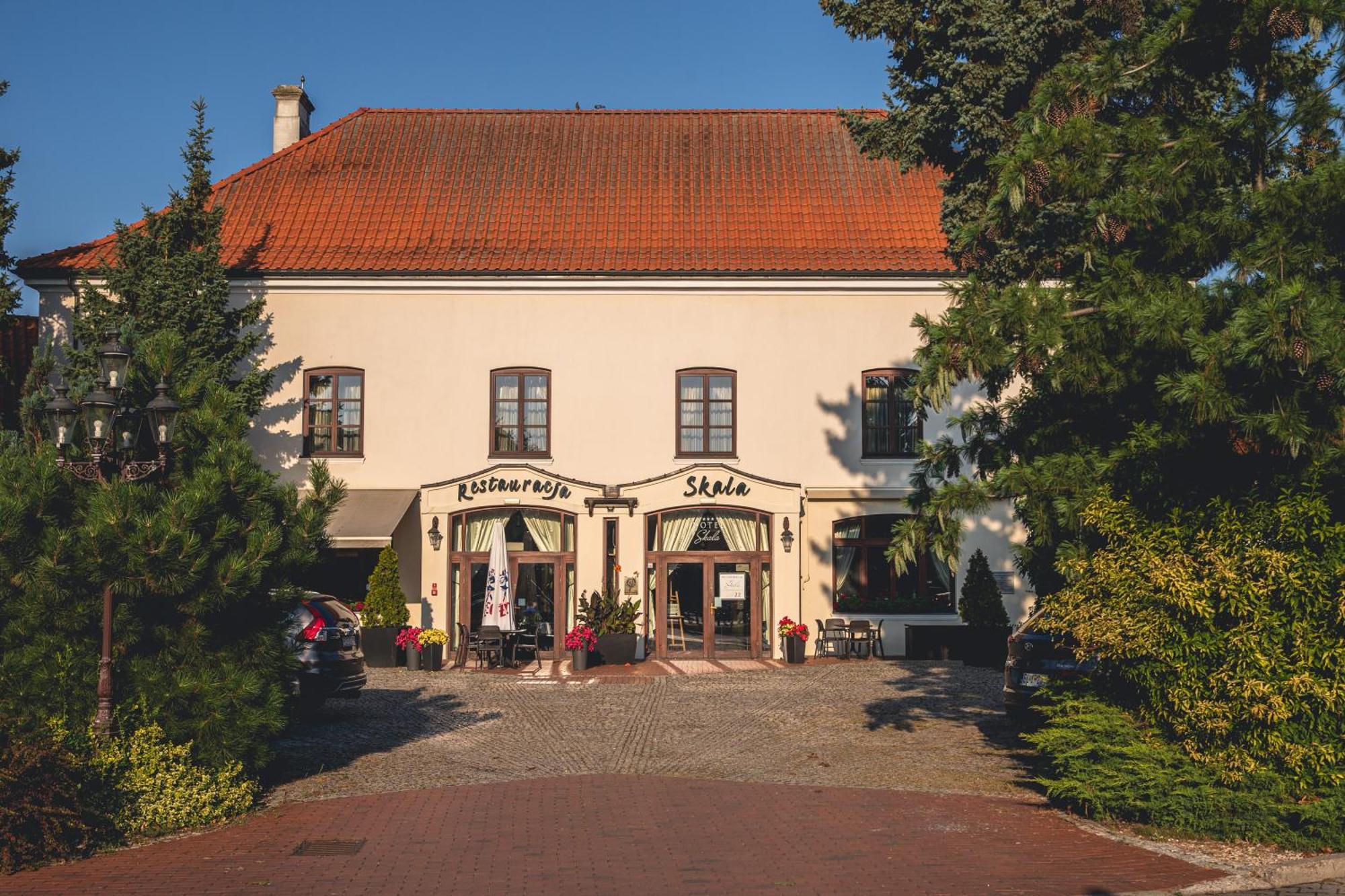 Hotel Skala Бяла-Подляска Экстерьер фото